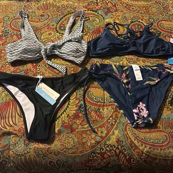 Cupshe Other - Set of 2 new Cupshe bikinis size medium